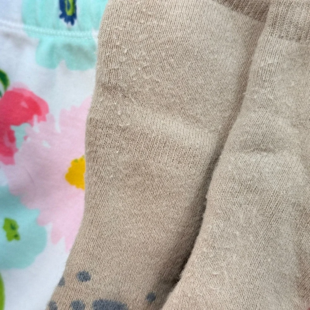 Baby Girl Clothes Bundle 3-6M Old Navy Carters Cat & Jack Leggings Socks Booties